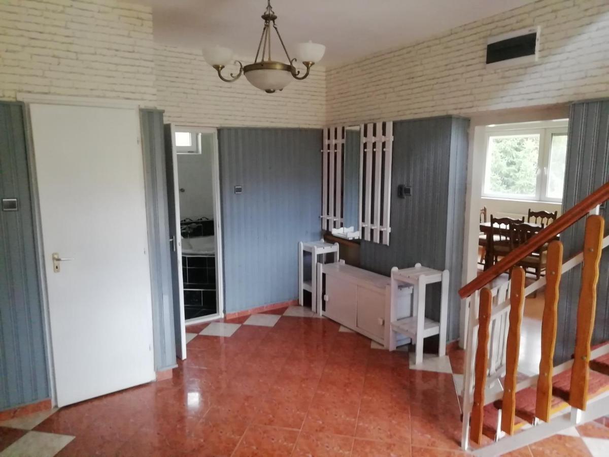 Maci Vendégház Bekescsaba Exterior foto