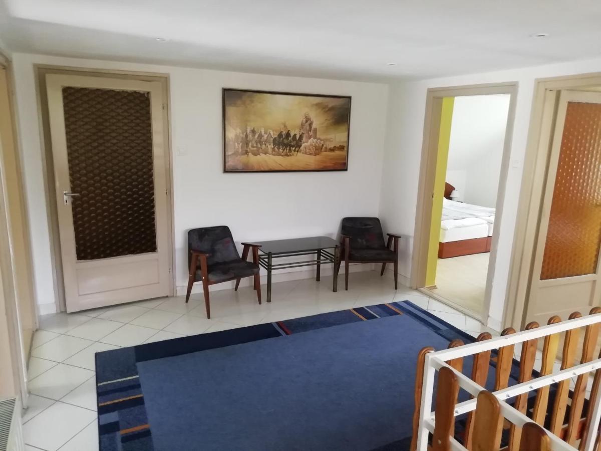Maci Vendégház Bekescsaba Exterior foto